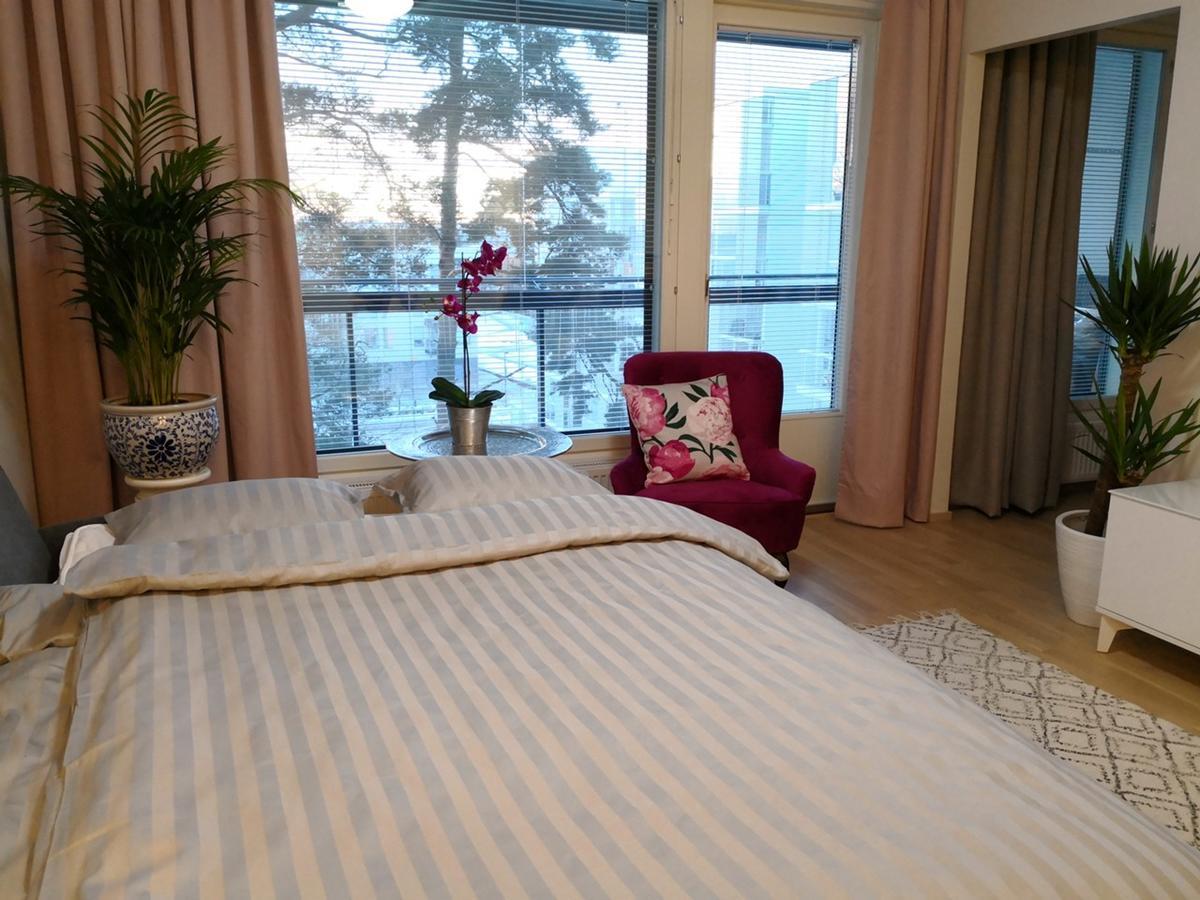 Charming Pine View Apartment Vantaa Buitenkant foto